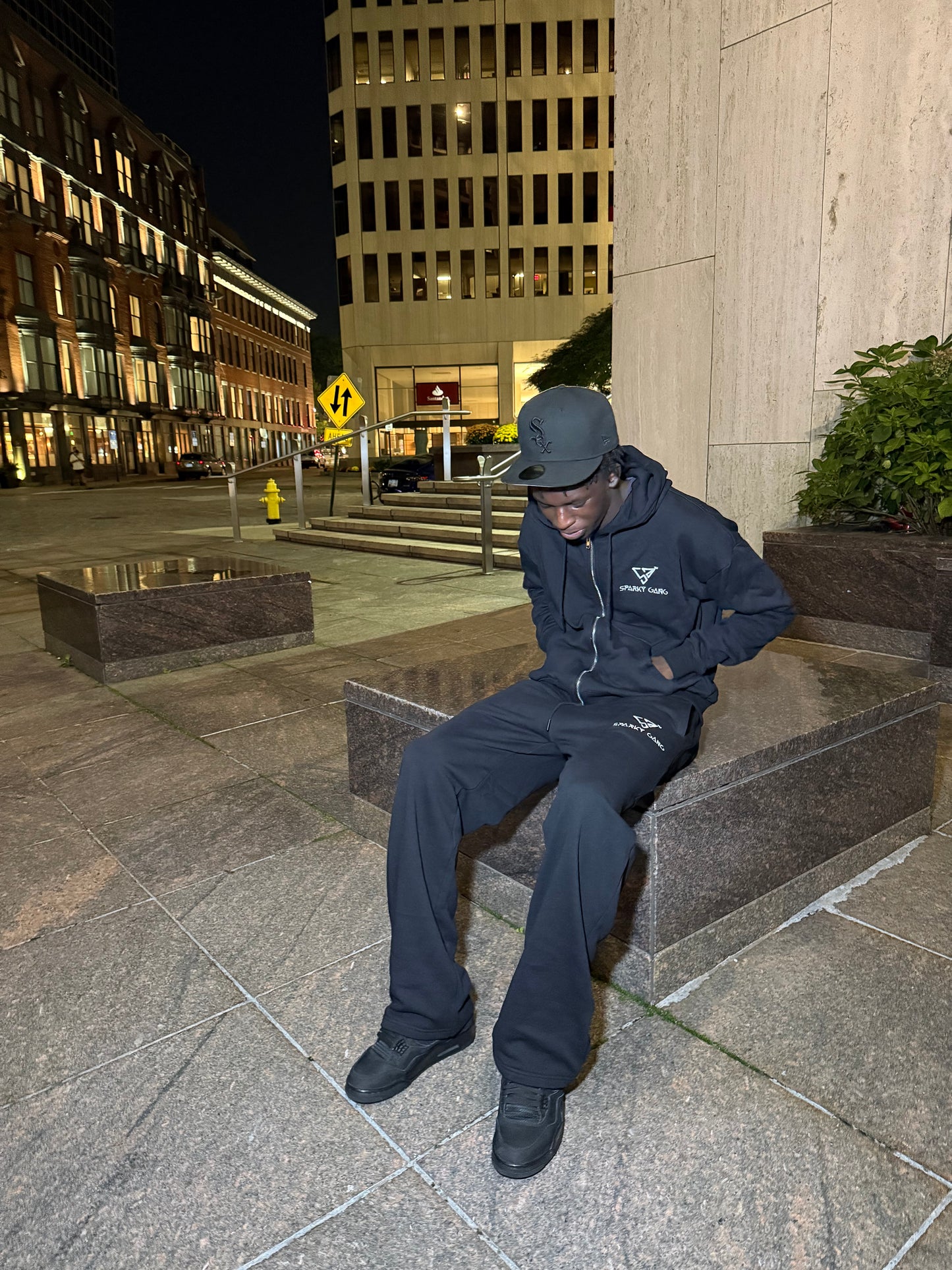 Sparky black Zip-Up Tracksuit